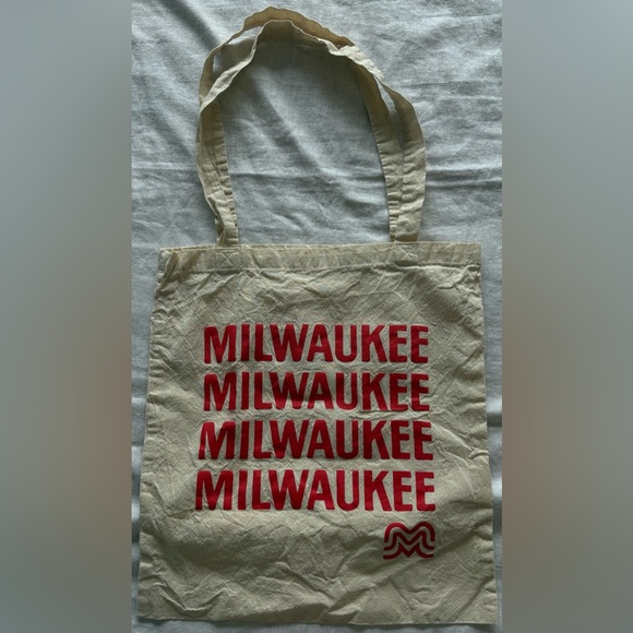 Handbags - Milwaukee-themed cotton canvas tote bag